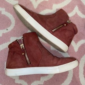 Gentle Souls by Kenneth Cole Maroon Boots